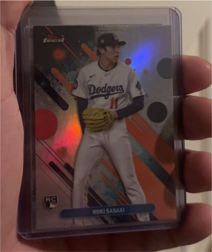 2025 Topps Finest #40 Roki Sasaki — front