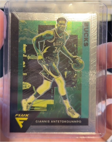 2020-21 Panini Flux #97 Giannis Antetokounmpo — front