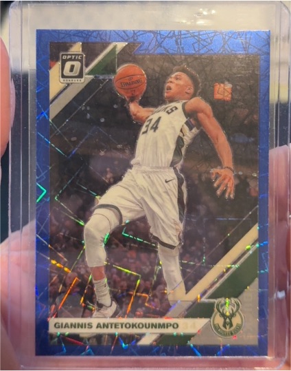 2019-20 Panini Donruss Optic #81 Giannis Antetokounmpo — front
