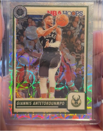 2023-24 Panini NBA Hoops Premium Stock #23 Giannis Antetokounmpo — front