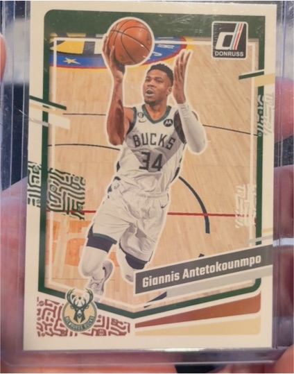 2023-24 Panini Donruss #188 Giannis Antetokounmpo — front
