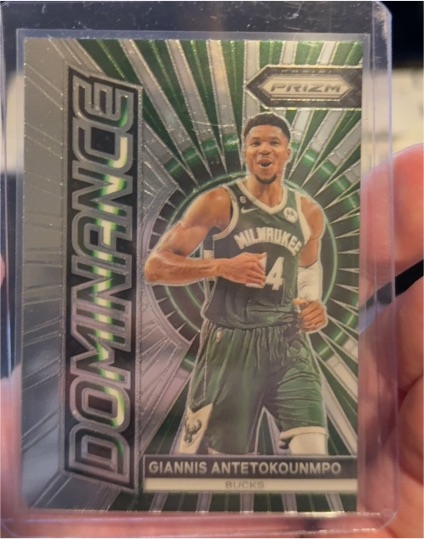 2023-24 Panini Prizm #7 Giannis Antetokounmpo Dominance — front