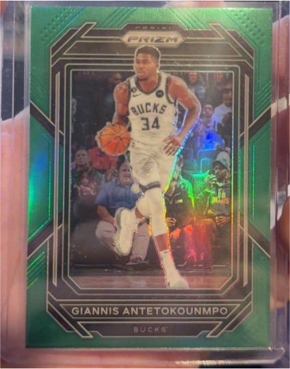 2022-23 Panini Prizm #96 Giannis Antetokounmpo — front
