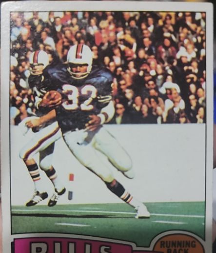 1975 Topps #500 O.J. Simpson — front