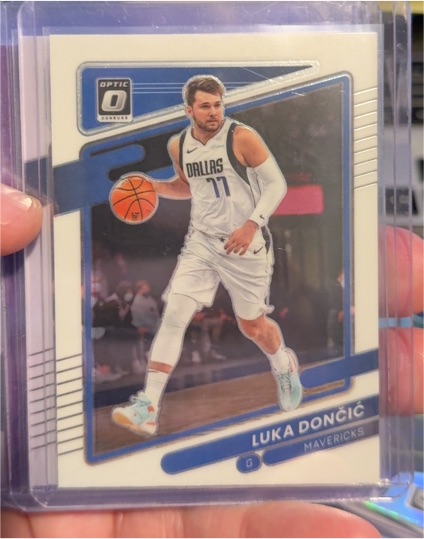 2021-22 Panini Donruss Optic #101 Luka Dončić — front