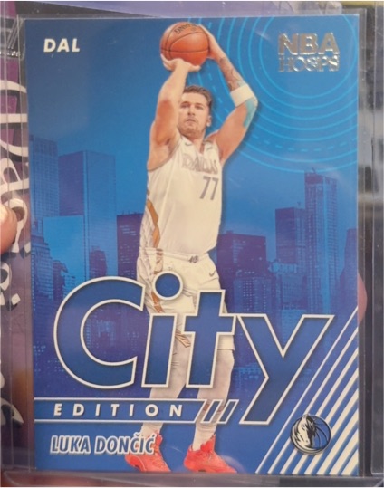 2021-22 Panini NBA Hoops City Edition #23 Luka Doncic — front