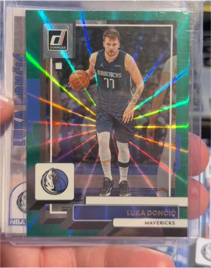 2022-23 Donruss #143 Luka Dončić — front