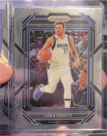 2022-23 Panini Prizm #196 Luka Dončić — front