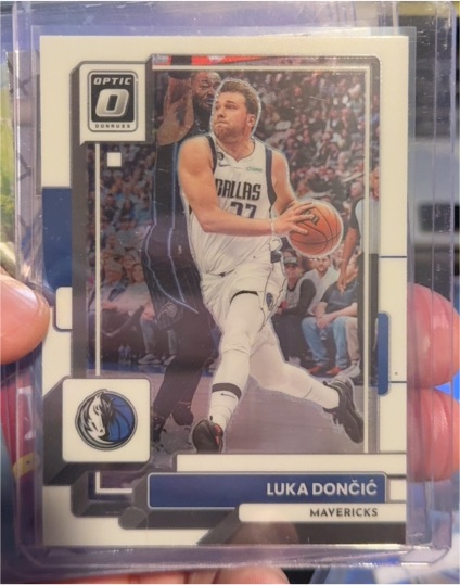 2022-23 Panini Donruss Optic #160 Luka Dončić — front