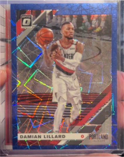 2019-20 Panini Donruss Optic Blue Velocity #7 Damian Lillard — front