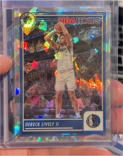 2023-24 Panini NBA Hoops Premium Stock #253 Dereck Lively II — front