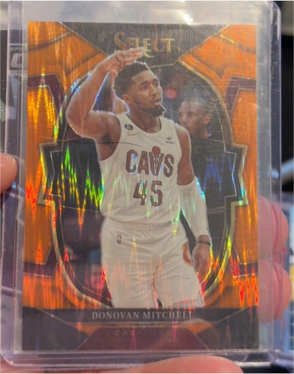 2022-23 Panini Select Concourse Orange Flash Prizm #31 Donovan Mitchell — front