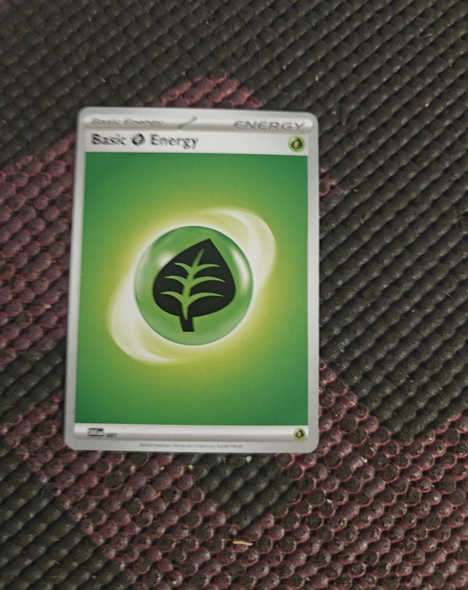 2023 Pokémon Scarlet & Violet #001 Basic Leaf Energy — front