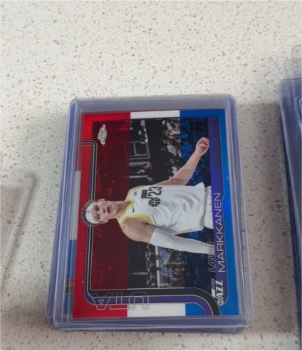 2025-26 Topps Chrome #238 Lauri Markkanen Red White Blue Refractor — front