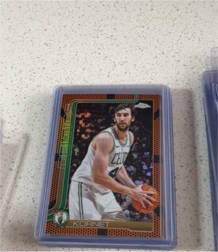 2025-26 Topps Chrome #37 Luke Kornet — front