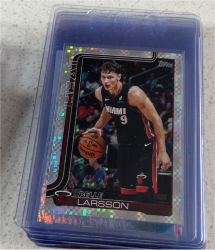 2025-26 Topps #79 Pelle Larsson — front