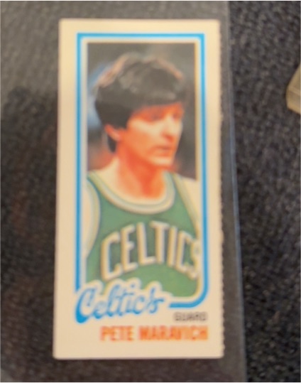 1980-81 Topps #38 Pete Maravich — front