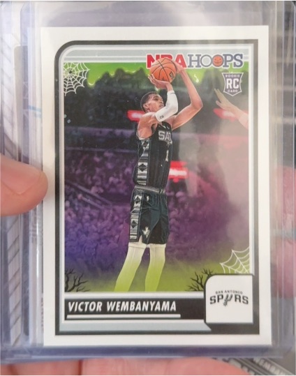 2023-24 Panini NBA Hoops Haunted Hoops #108 Victor Wembanyama — front
