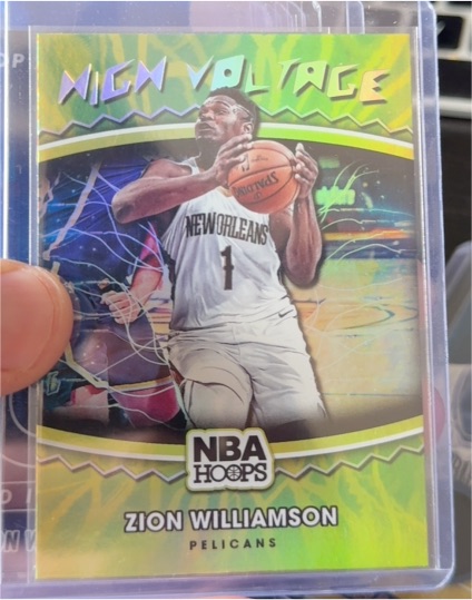 2021-22 Panini NBA Hoops #16 Zion Williamson High Voltage — front