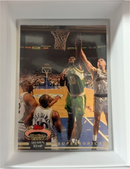 1992-93 Topps Stadium Club #102 Shawn Kemp — front