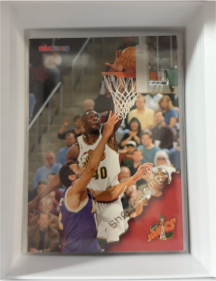 1996-97 NBA Hoops #147 Shawn Kemp — front