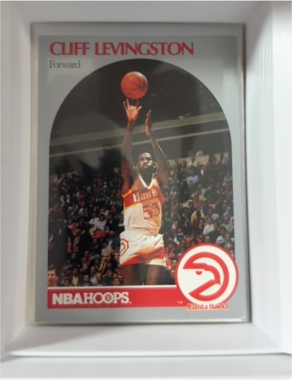 1990-91 NBA Hoops #29 Cliff Levingston — front
