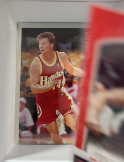 Pistol Pete Maravich Atlanta Hawks Photo — front