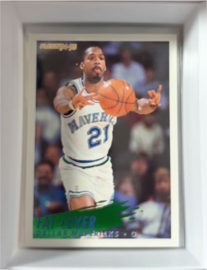 1994-95 Fleer #52 Fat Lever — front