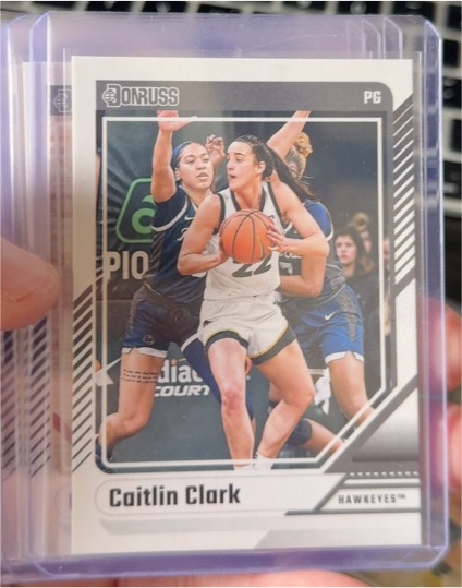 2024 Panini Donruss #10 Caitlin Clark — front