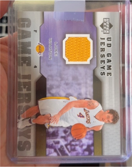 2005-06 Upper Deck UD Game Jerseys #GJ-LW Luke Walton — front