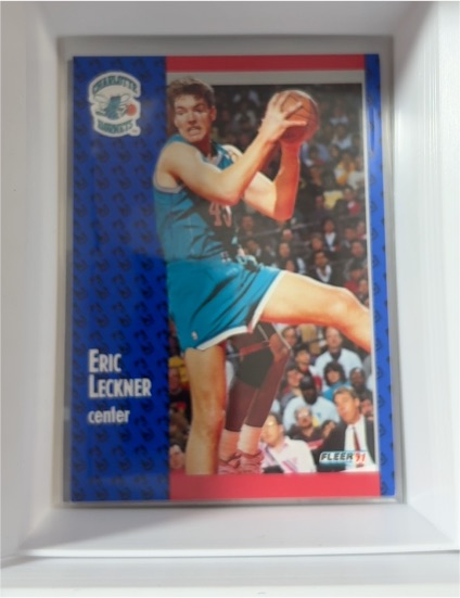 1991-92 Fleer #21 Eric Leckner — front