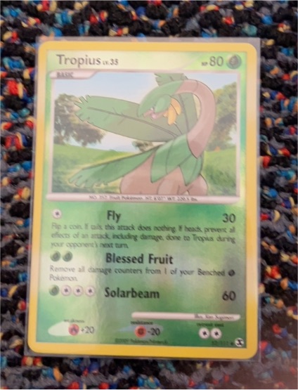 2009 Nintendo Pokémon Rising Rivals #52 Tropius — front
