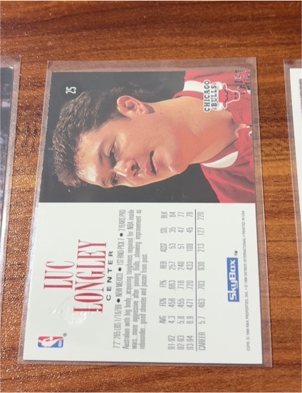 1991 SkyBox #25 Luc Longley — front
