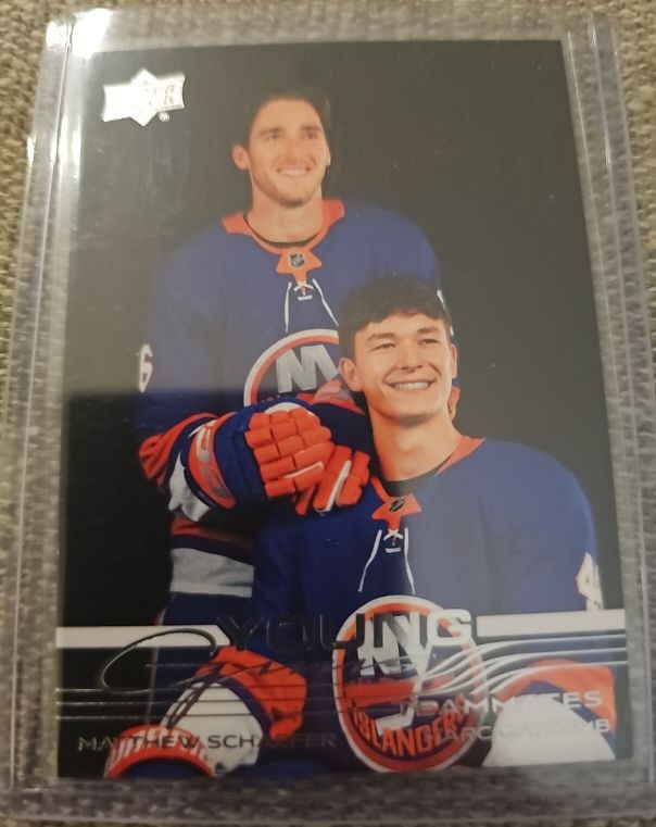 2025-26 Upper Deck Series 2 Young Guns #499 Matthew Schaefer & Marc Gatcomb — front