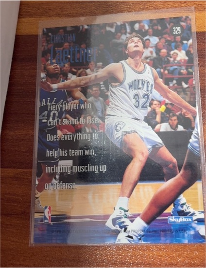 1993-94 SkyBox #329 Christian Laettner — front