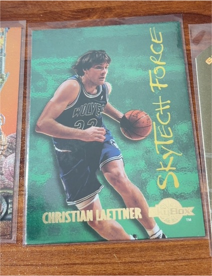 1994-95 SkyBox Premium SkyTech Force #SF12 Christian Laettner — front