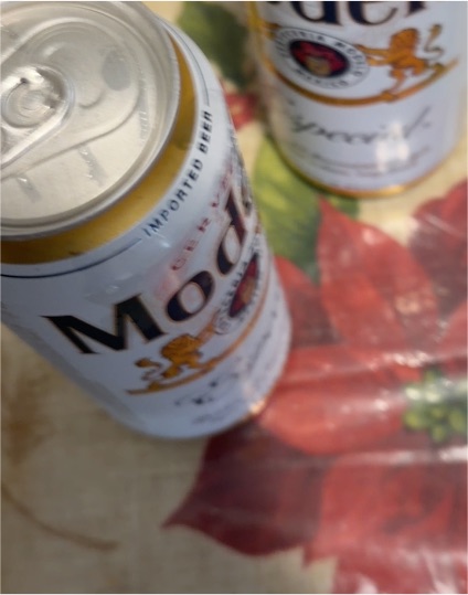 Modelo Beer Can 12oz — front