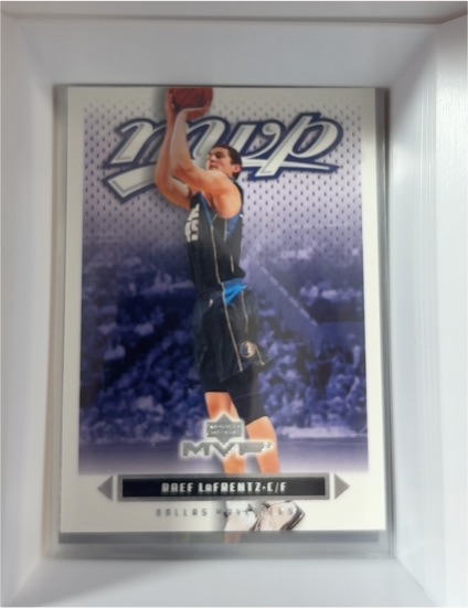 2003-04 Upper Deck MVP #30 Raef LaFrentz — front