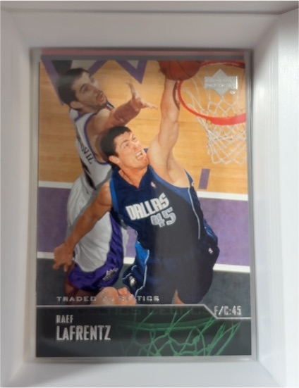 2003-04 Upper Deck #45 Raef LaFrentz — front