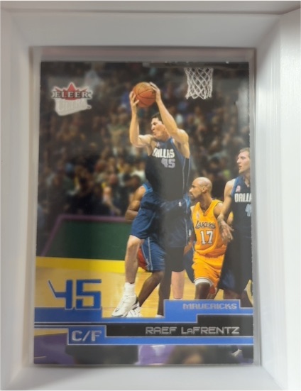 2002-03 Fleer Ultra #170 Raef LaFrentz — front