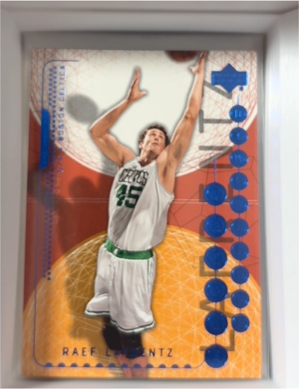 2003-04 Upper Deck Triple Dimensions #4 Raef LaFrentz — front