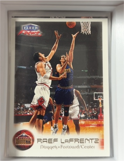 1999-00 Fleer Focus #11 Raef LaFrentz — front