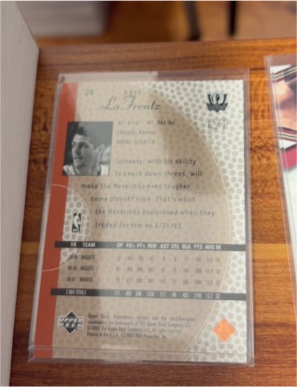 2000-01 Upper Deck #20 Raef LaFrentz — front