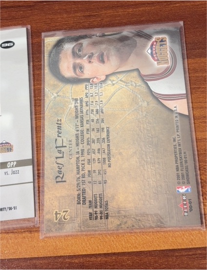 1994-95 Fleer #24 Raef LaFrentz — front