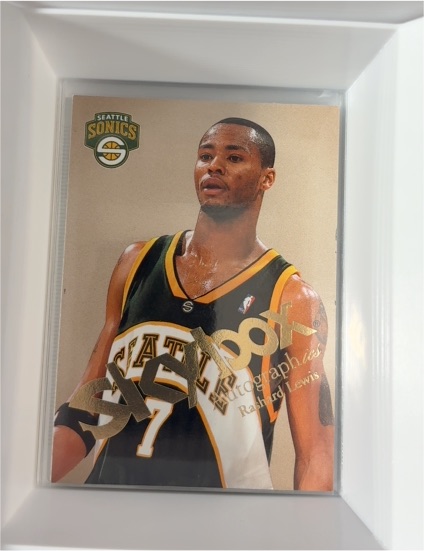 2003-04 SkyBox Autographics #26 Rashard Lewis — front