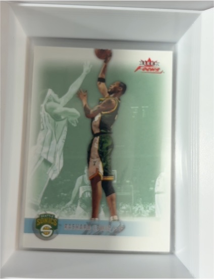 2003 Fleer #7 Rashard Lewis — front