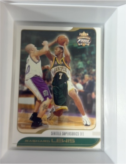 2001-02 Fleer Focus #71 Rashard Lewis — front