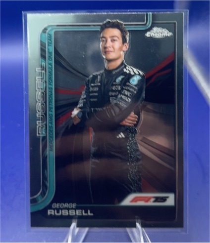 2025 Topps Chrome Formula 1 #7 George Russell — front