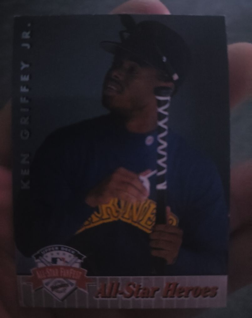 1992 Upper Deck All Star Heroes #24 Ken Griffey Jr. — front