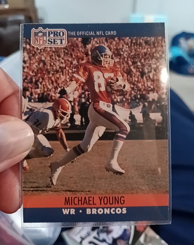1990 Pro Set #493 Michael Young Denver Broncos — front